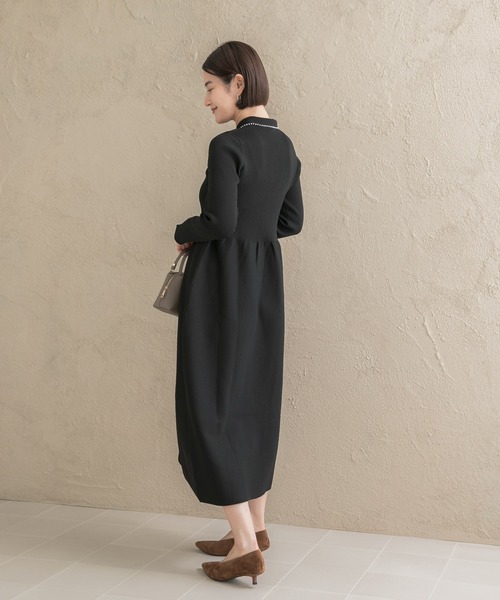 URBAN RESEARCH ROSSO WOMEN(アーバンリサーチ ロッソ)の「『一部WEB限定カラー』パールトリムフォルムニットワンピース(ワンピース・レディース・ブラック/ベージュ/ネイビー・36/38)」の15枚目の写真