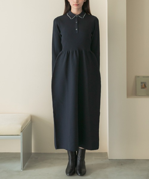 URBAN RESEARCH ROSSO WOMEN(アーバンリサーチ ロッソ)の「『一部WEB限定カラー』パールトリムフォルムニットワンピース(ワンピース・レディース・ブラック/ベージュ/ネイビー・36/38)」の17枚目の写真