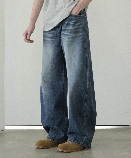 WAAR（ワール）の「M250 カーブドワイドデニムパンツ_濃紺 [ショート丈追加]（デニムパンツ・メンズ・ブルー・S/M/L/S-Short/M-Short/L-Short）」の2枚目の写真