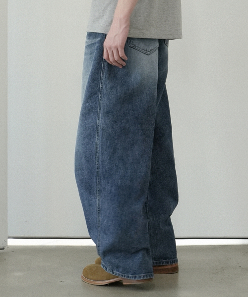 WAAR（ワール）の「M250 カーブドワイドデニムパンツ_濃紺 [ショート丈追加]（デニムパンツ・メンズ・ブルー・S/M/L/S-Short/M-Short/L-Short）」の3枚目の写真