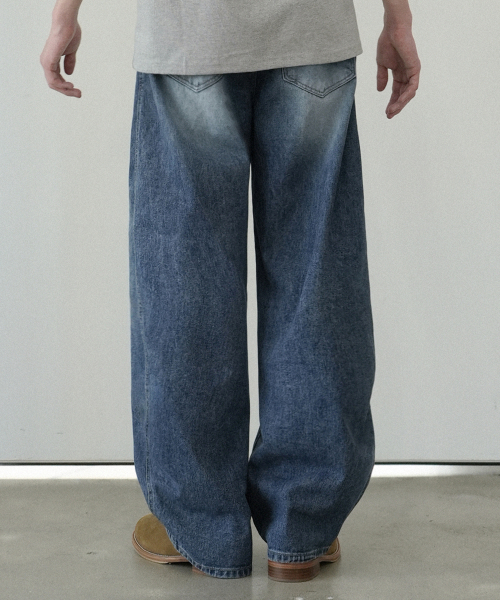 WAAR（ワール）の「M250 カーブドワイドデニムパンツ_濃紺 [ショート丈追加]（デニムパンツ・メンズ・ブルー・S/M/L/S-Short/M-Short/L-Short）」の4枚目の写真