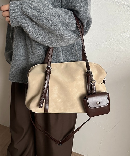 apres jour clair(アプレジュールクレア)の「【apres jour clair】ポーチ付きデザインショルダーバッグ(ショルダーバッグ・レディース・ブラック/ベージュ・FREE)」の8枚目の写真