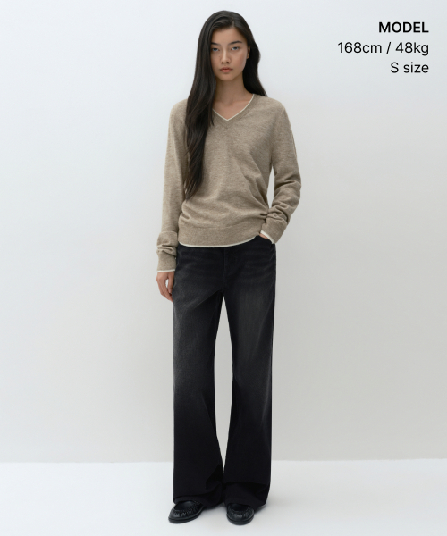 MUSINSA STANDARD WOMAN（ムシンサスタンダードウーマン）の「ウィメンズレイヤードVネックニット[ヘッダーライトベージュ]（ニット/セーター・レディース・その他・MEDIUM/LARGE/X-SMALL）」の2枚目の写真