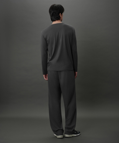 MUSINSA STANDARD（ムシンサスタンダード）の「[リカバリー] 長袖パンツセット [ダークグレー]（Tシャツ/カットソー・レディース・その他・MEDIUM/LARGE/X-LARGE/2XL）」の3枚目の写真