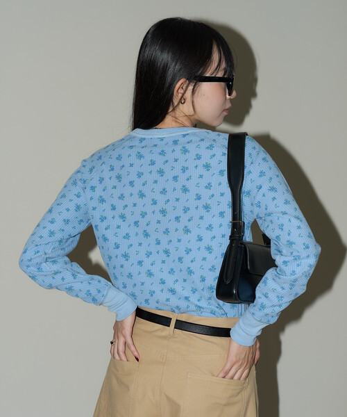 JEMORGAN(ジェーイーモーガン)の「JEMORGAN/ジェーイーモーガン ワッフル オーバーダイ 花柄 ロンT 限定展開(Tシャツ/カットソー・レディース・グレー/イエロー/ブルー・フリ-)」の12枚目の写真