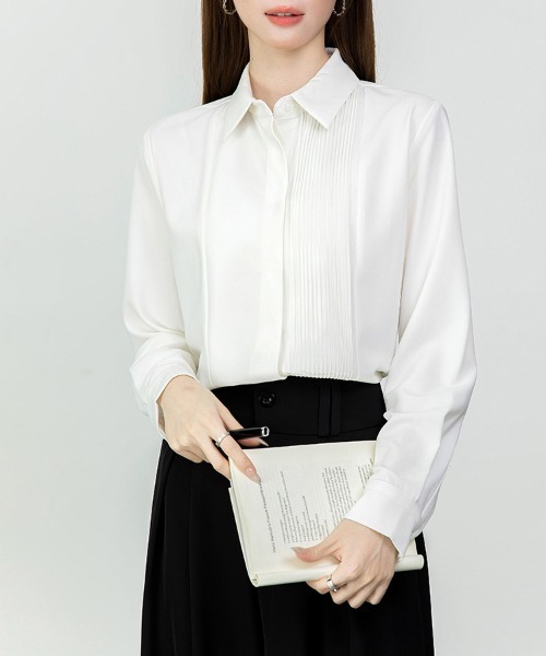 ONEP STAR(ワンピスター)の「ピンタック襟付き長袖ブラウス(シャツ/ブラウス・レディース・ホワイト・LARGE/X-LARGE/MEDIUM)」の11枚目の写真