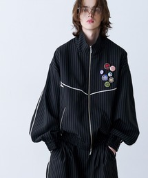 SeeSew（シーソー）の「【UNISEX】STRIPE MARKED BLOUSON with BADGE ストライプブルゾン(缶バッジ付き)（ブルゾン）」