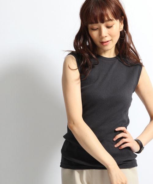 A part by(アパートバイ)の「CハリヌキNS 725415 (Tシャツ/カットソー・レディース・グレー/ブラウン/ブラック/ホワイト・LARGE/MEDIUM)」の3枚目の写真