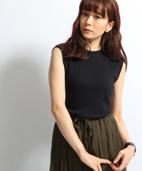 A part by(アパートバイ)の「CハリヌキNS 725415 (Tシャツ/カットソー・レディース・グレー/ブラウン/ブラック/ホワイト・LARGE/MEDIUM)」の2枚目の写真