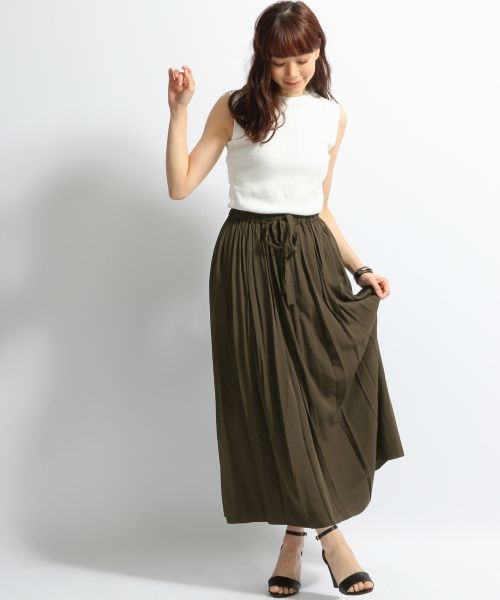 A part by(アパートバイ)の「CハリヌキNS 725415 (Tシャツ/カットソー・レディース・グレー/ブラウン/ブラック/ホワイト・LARGE/MEDIUM)」の5枚目の写真