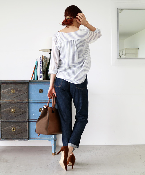 N.（N. Natural Beauty Basic）（エヌエヌナチュラルビューティーベーシック）の「ビエラブラウス Vネック（シャツ/ブラウス・レディース・ホワイト/ホワイト系その他/ピンク/ブラック/カーキ・MEDIUM）」の8枚目の写真