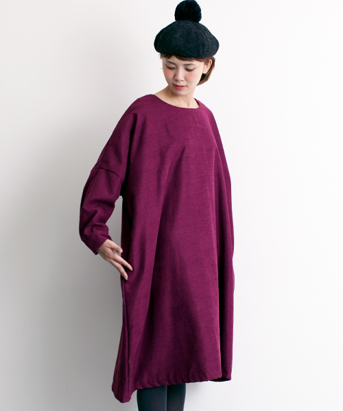 MERLOT（メルロー）の「ビッグシルエットワンピース4795（ワンピース・レディース・グレー/ブラック/グリーン/パープル/レッド/モカ・FREE）」の9枚目の写真