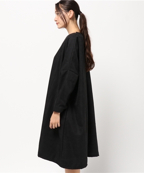 MERLOT（メルロー）の「ビッグシルエットワンピース4795（ワンピース・レディース・グレー/ブラック/グリーン/パープル/レッド/モカ・FREE）」の11枚目の写真