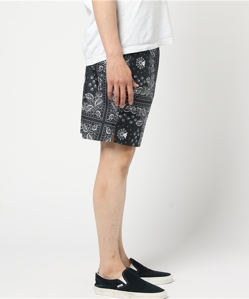 Reebok(リーボック)の「【Reebok】リーボック バンダナプリント BOARDS (その他パンツ・メンズ・ブラック/ロイヤルブルー・MEDIUM/LARGE)」の11枚目の写真
