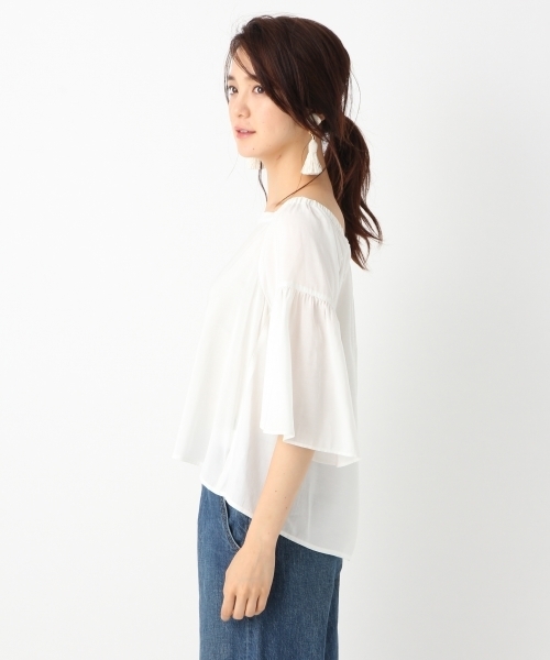 A part by（アパートバイ）の「TRオフショルフレアブラウス6S　762764 （シャツ/ブラウス・レディース・ターコイズブルー/ホワイト/ホワイト×ブラック/ブラック・LARGE/MEDIUM）」の21枚目の写真