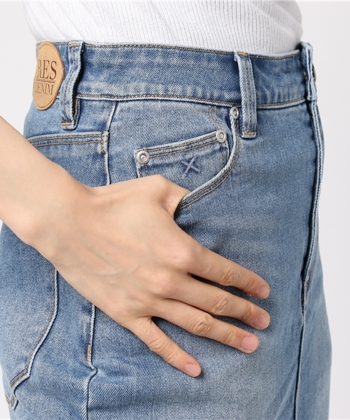 RES DENIM（レスデニム）の「RES DENIM/レスデニム インディゴ ストレッチ スキニー デニムスカート 刺繍 刺繍スカート（デニムスカート・レディース・ライトインディゴブルー・26inch）」の7枚目の写真