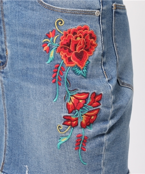 RES DENIM（レスデニム）の「RES DENIM/レスデニム インディゴ ストレッチ スキニー デニムスカート 刺繍 刺繍スカート（デニムスカート・レディース・ライトインディゴブルー・26inch）」の9枚目の写真