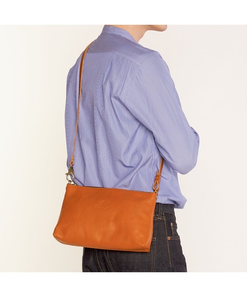 IL BISONTE（イルビゾンテ）の「IL BISONTE / ORIGINAL LEATHER / SHOULDER BAG（ショルダーバッグ・レディース・ライトブラウン/ナチュラル/グリーン/レンガ/ダークブラウン/ブラック/ネイビー/レッド/グレー・FREE）」の11枚目の写真