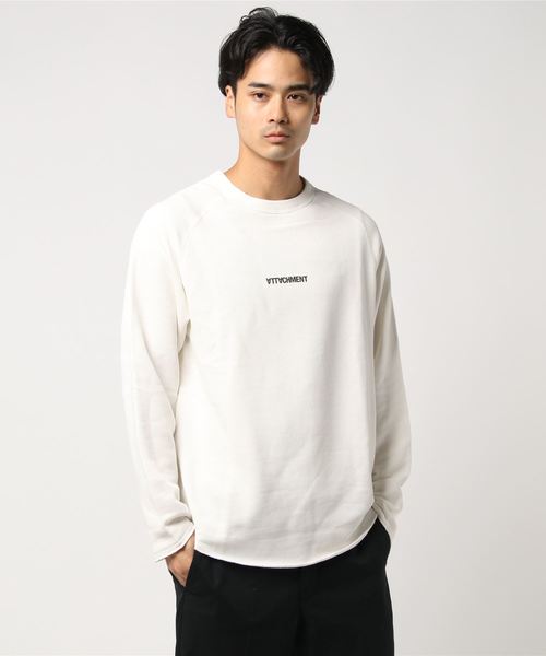 ATTACHMENT(アタッチメント)の「【ATTACHMENT】《WEB限定》ロゴプリントカットオフトレーナー(スウェット・メンズ・ブラック/ホワイト・2/3)」の5枚目の写真