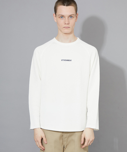 ATTACHMENT(アタッチメント)の「【ATTACHMENT】《WEB限定》ロゴプリントカットオフトレーナー(スウェット・メンズ・ブラック/ホワイト・2/3)」の9枚目の写真