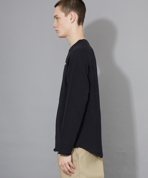 ATTACHMENT(アタッチメント)の「【ATTACHMENT】《WEB限定》ロゴプリントカットオフトレーナー(スウェット・メンズ・ブラック/ホワイト・2/3)」の13枚目の写真