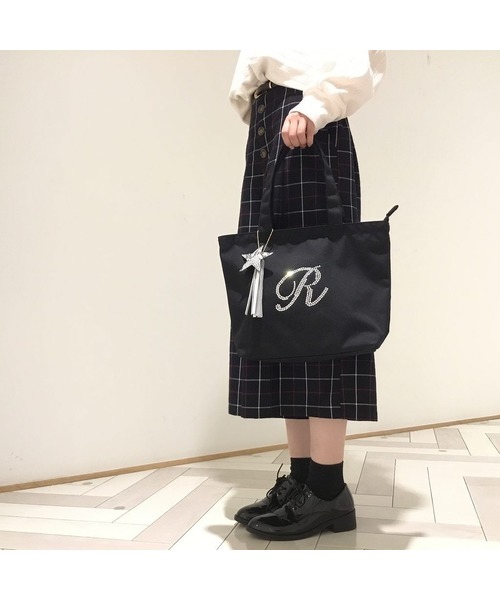 人気のファッショントレンド ユニークジュエル ナローズ イニシャル トート