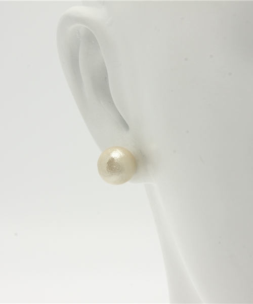 CIAOPANIC TYPY（チャオパニックティピー）の「【WEB限定】10Cパールピアス（ピアス（両耳用）・レディース・ホワイト/クリーム・FREE）」の4枚目の写真