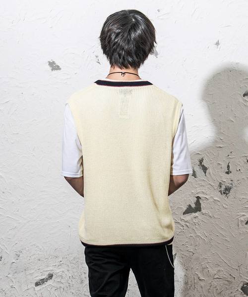 MinoriTY（マイノリティ）の「メンズチルデンVネックベスト（ベスト・メンズ・ホワイト系その他/ホワイト/ブラック/ベージュ・M/L）」の6枚目の写真