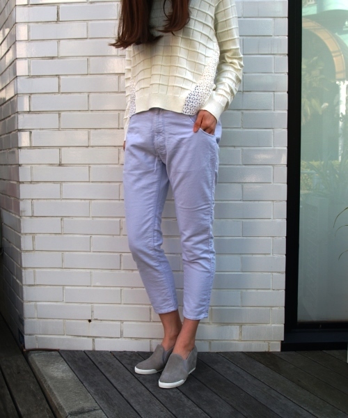 Another Edition（アナザーエディション）の「■AE C/SUEDE サルエル PT（その他パンツ・レディース・オフホワイト/ブラック/ライラック・MEDIUM/SMALL）」の3枚目の写真