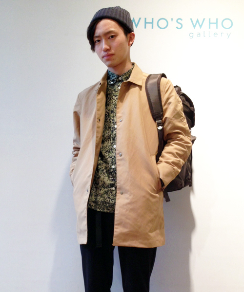 WHO'S WHO gallery（フーズフーギャラリー）の「【WEB限定価格】T/Cボンディングコート（ステンカラーコート・メンズ・ベージュ/ネイビー/アイボリー/ブルー/レッド/グリーン・MEDIUM/LARGE）」の5枚目の写真