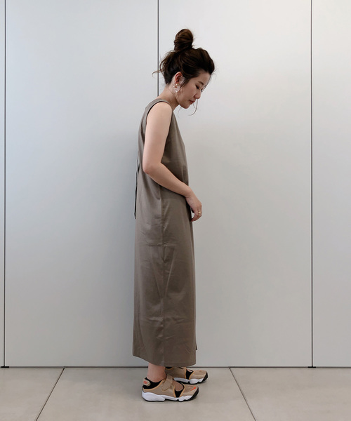 DouDou（ドゥドゥ）の「バックDカンワンピース（ワンピース・レディース・ブラック/ベージュ/ブラウン・FREE）」の7枚目の写真