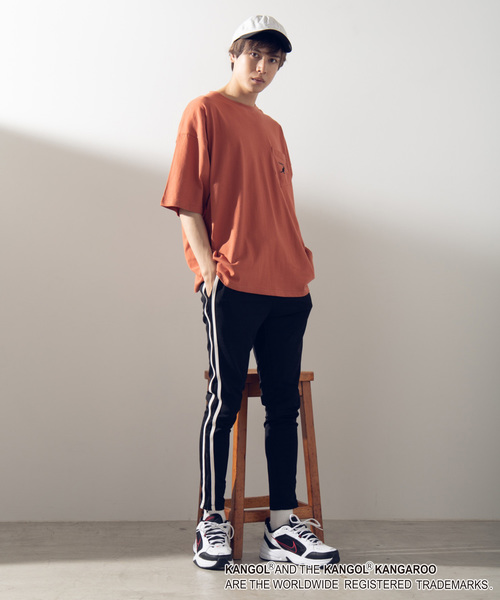 KANGOL(カンゴール)の「∴WEGO/KANGOL別注オーバーサイズビッグシルエットポケットTシャツ(Tシャツ/カットソー・メンズ・ホワイト/ブラック/ベージュ/ブラウン・MEDIUM/LARGE)」の6枚目の写真