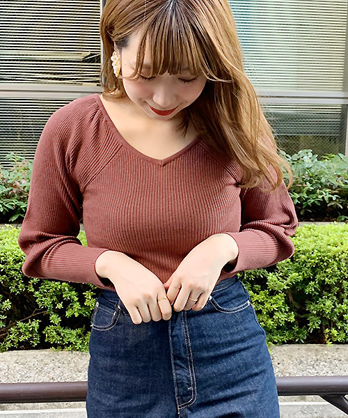 apres jour（アプレジュール）の「バックリボンパワショルニット【ZOZOTOWN限定アイテム】（ニット/セーター・レディース・ブラック/ベージュ/モカ/オレンジ系その他・フリー）」の6枚目の写真