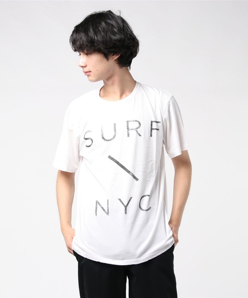 Saturdays NYC(サタデーズ ニューヨークシティ )の「Surf/Nyc Graphic Tee(Tシャツ/カットソー・メンズ・ホワイト/ブラック・X-LARGE/X-SMALL/S/M/L)」の3枚目の写真