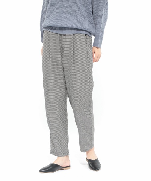 LAKOLE（ラコレ）の「リラックステーパードコックパンツ / LAKOLE（その他パンツ・レディース・ブラック/ベージュ/グリーン/モカ/ブラウン/その他5/サンドグレー・SMALL/MEDIUM/LARGE）」の13枚目の写真