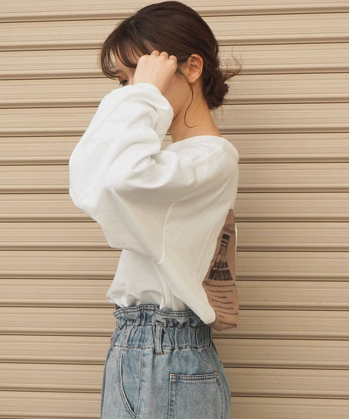 tiptop（ティップトップ）の「【web限定アイテム】英字新聞風後ろワッペンロンＴ（Tシャツ/カットソー・レディース・オフホワイト/ブラック/サックスブルー/パープル/アイボリー/スミクロ・FREE）」の8枚目の写真