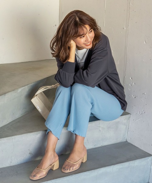 KOBE LETTUCE(コウベレタス)の「スクエアトゥチュールミュールサンダル(サンダル・レディース・ブラック/ベージュ/ゴールド・LL/S/M/L)」の12枚目の写真