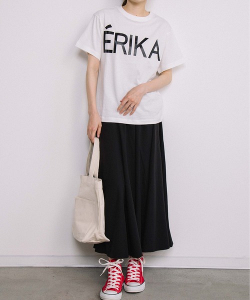 miniyu(ミニュウ)の「【WEB限定】ERIKA ロゴTee(Tシャツ/カットソー・レディース・ホワイト/ブラック/グレー/クリーム・FREE)」の9枚目の写真