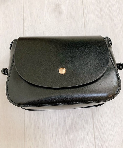 cuorequal（クオレコール）の「ミニショルダーバッグ（ショルダーバッグ・レディース・ブラック/ダークブラウン/グリーン/ライトブラウン/クリーム・FREE）」の2枚目の写真