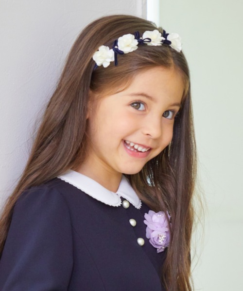 CHOPIN（ショパン）の「フラワーリボンカチューシャ（カチューシャ・キッズ・パープル/ネイビー/ピンク・FREE）」の22枚目の写真