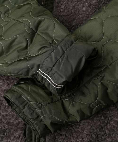 45R（フォーティファイブアール）の「ボア×ナイロンのフーディ