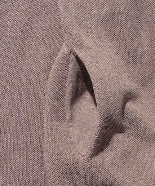 crepuscule(クレプスキュール)の「Crepuscule / 別注 クルーネック カーディガン(カーディガン/ボレロ・メンズ・チャコールグレー/サンドベージュ・1/2/3)」の5枚目の写真