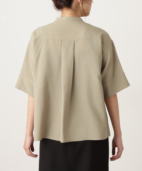 N.（N. Natural Beauty Basic）（エヌエヌナチュラルビューティーベーシック）の「◆ドライポプリンハーフスリーブシャツ（シャツ/ブラウス・レディース・チャコールグレー/オフホワイト/カーキ/ブルー・MEDIUM）」の16枚目の写真