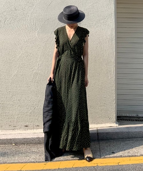 emi+ エミプラス ワンピース size S emi+ ワンピース フロント刺繍ロングワンピース : ZOZOTOWN
