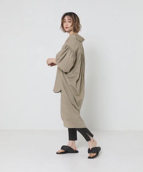 Sig FREAK'S STORE（シグフリークスストア）の「バックロング ボリュームスリーブブラウス（シャツ/ブラウス・レディース・ブラック/ホワイト/ベージュ・ﾌﾘ-）」の5枚目の写真