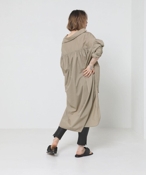 Sig FREAK'S STORE（シグフリークスストア）の「バックロング ボリュームスリーブブラウス（シャツ/ブラウス・レディース・ブラック/ホワイト/ベージュ・ﾌﾘ-）」の6枚目の写真