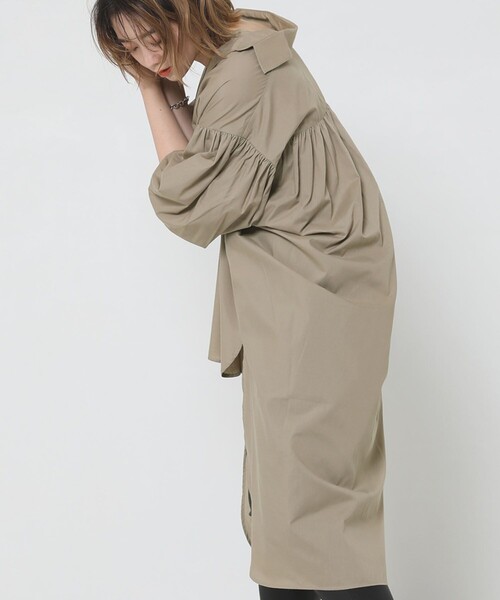 Sig FREAK'S STORE（シグフリークスストア）の「バックロング ボリュームスリーブブラウス（シャツ/ブラウス・レディース・ブラック/ホワイト/ベージュ・ﾌﾘ-）」の8枚目の写真