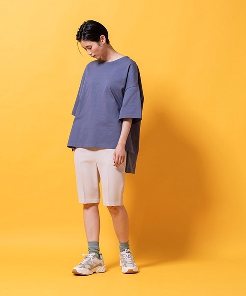 lautreamont BLEUBLANC（ロートレアモンブルーブラン）の「サイドスリットジャージTシャツ（Tシャツ/カットソー・レディース・ホワイト/ブラック/ブルー/キャメル・9号）」の9枚目の写真