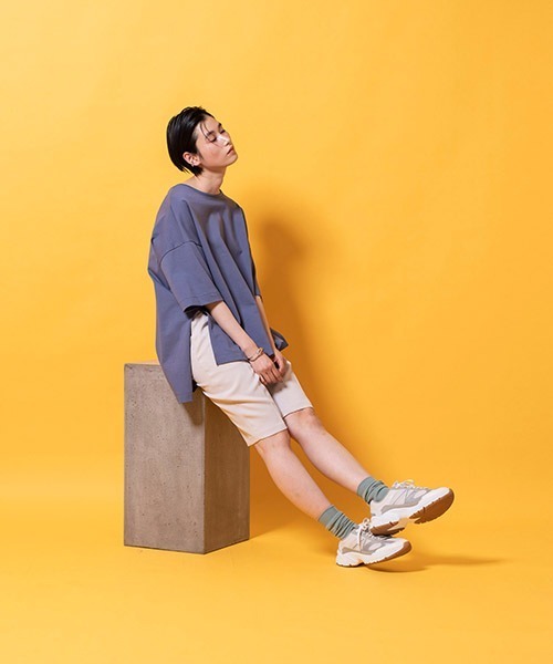 lautreamont BLEUBLANC（ロートレアモンブルーブラン）の「サイドスリットジャージTシャツ（Tシャツ/カットソー・レディース・ホワイト/ブラック/ブルー/キャメル・9号）」の12枚目の写真