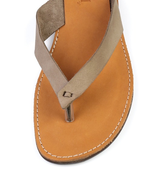 The DUFFER of ST.GEORGE(ザダファーオブセントジョージ)の「LEATHER SANDALS:メイドインジャパン 国産 鼻緒レザーサンダル(サンダル・メンズ・ネイビー/ブラウン・MEDIUM/LARGE)」の3枚目の写真